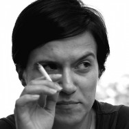 Nada raucht